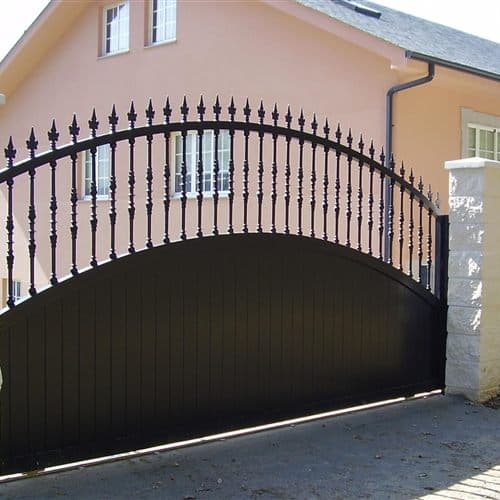 Portales de aluminio y PVC en Cabanas