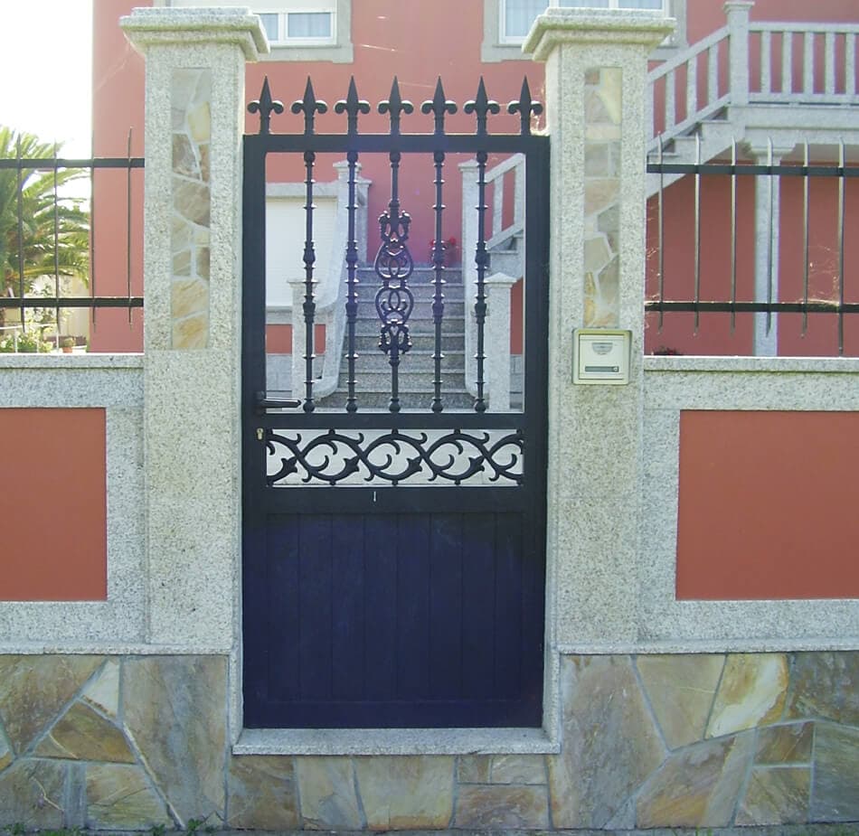 Puertas de aluminio en Cabanas